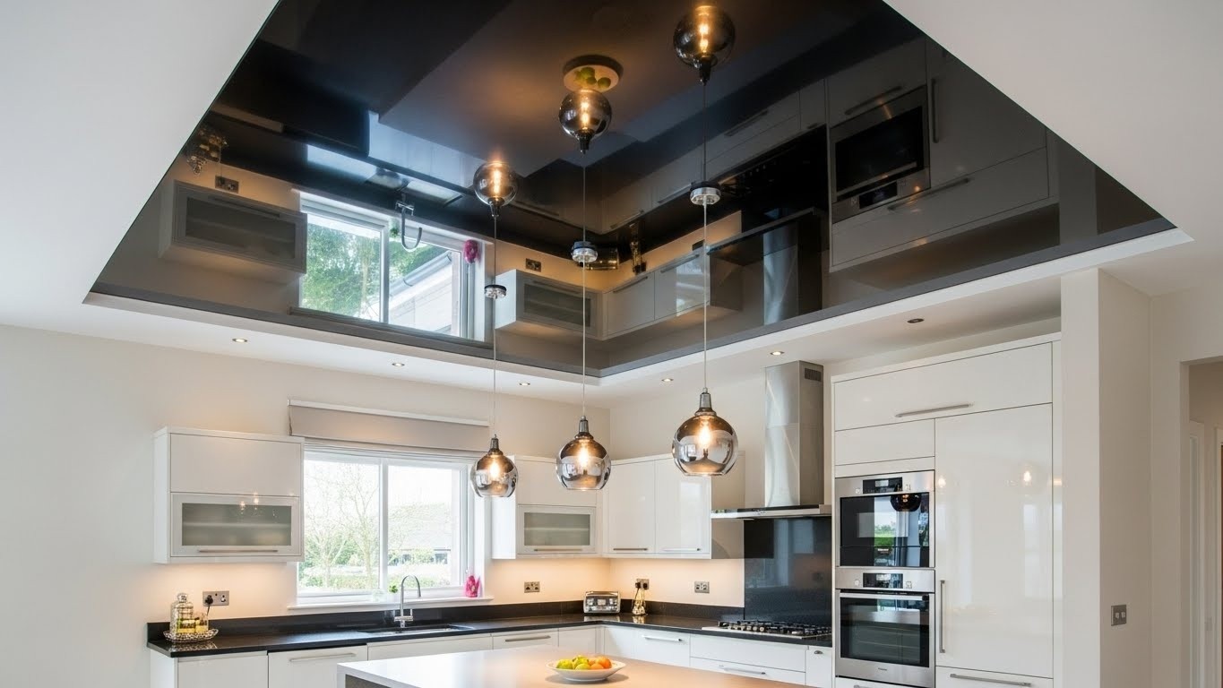 Натяжные потолки для кухни глянцевые