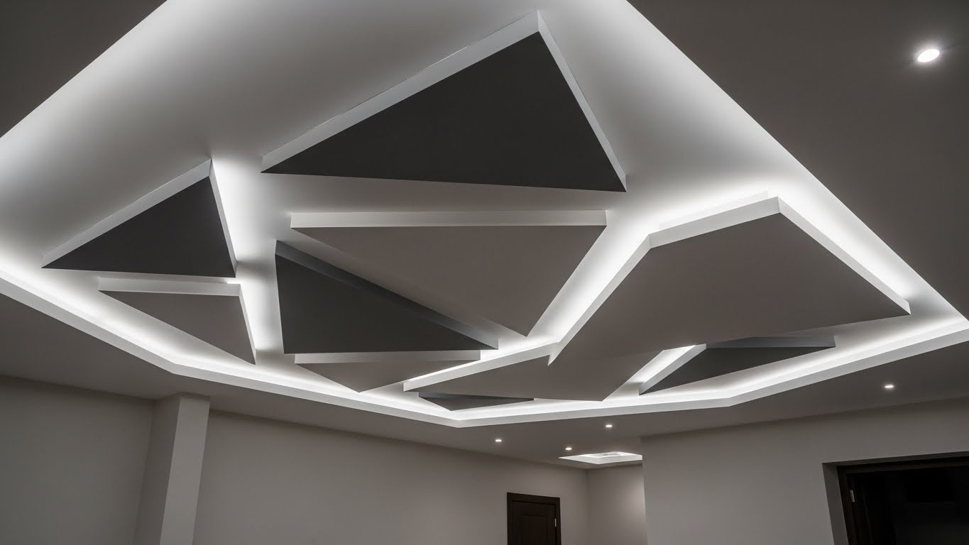 Сложные матовые натяжные потолки